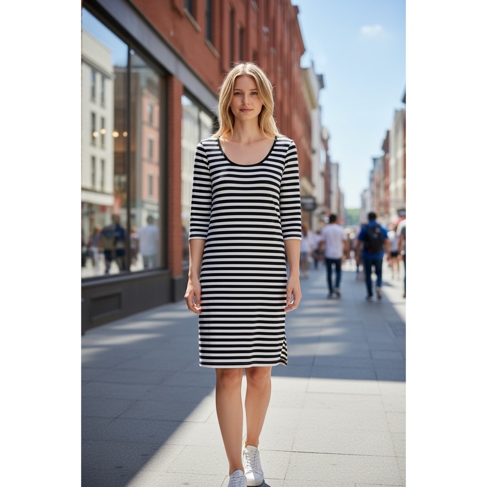 Express Cotton Dress Womens Medium Black White Striped Sheath stretch minimalist